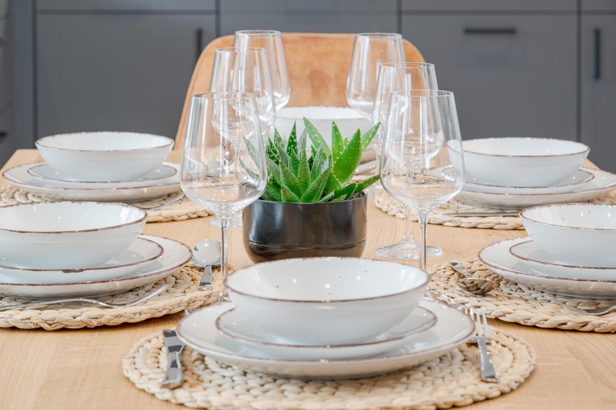 Fenjoy: Ferienapartment In Neubau / Balkon / Bbq Бернау ам Кимзе Екстериор снимка